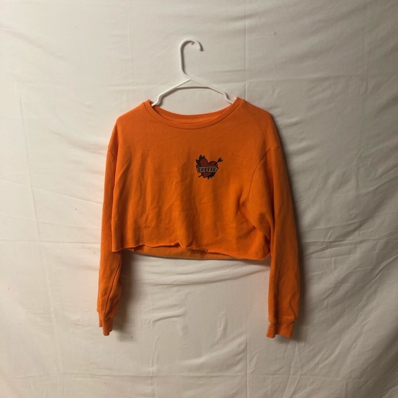 Cropped Orange Crewneck - Picture 2 of 5